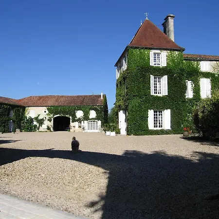 فندق مبيت وإفطار Logis De Guitres - Chambres D'hotes Chassors